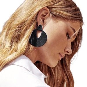 Kendra Scott Matte Black Diane Earrings